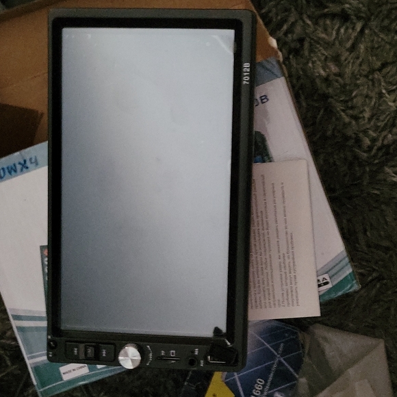 7" TFT HD TOUCH SCREEN BT/FM/TF/USB MP5 REARVIEW CAMERA CAR STEREO RECEIVER - Picture 3 of 4